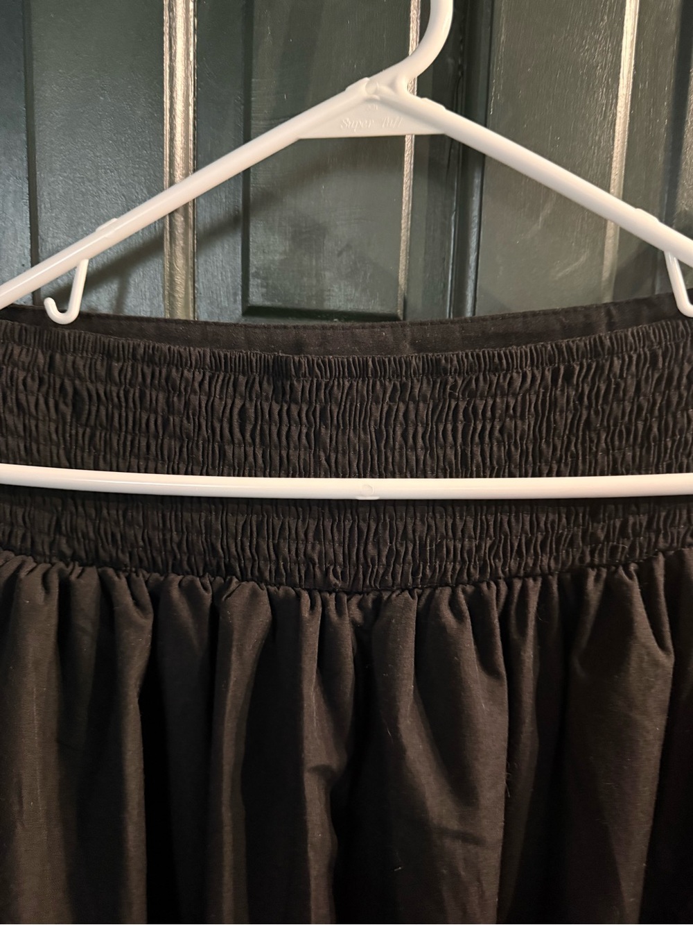 Black Maxi Bubble Skirt - Women - Picture 3 of 3